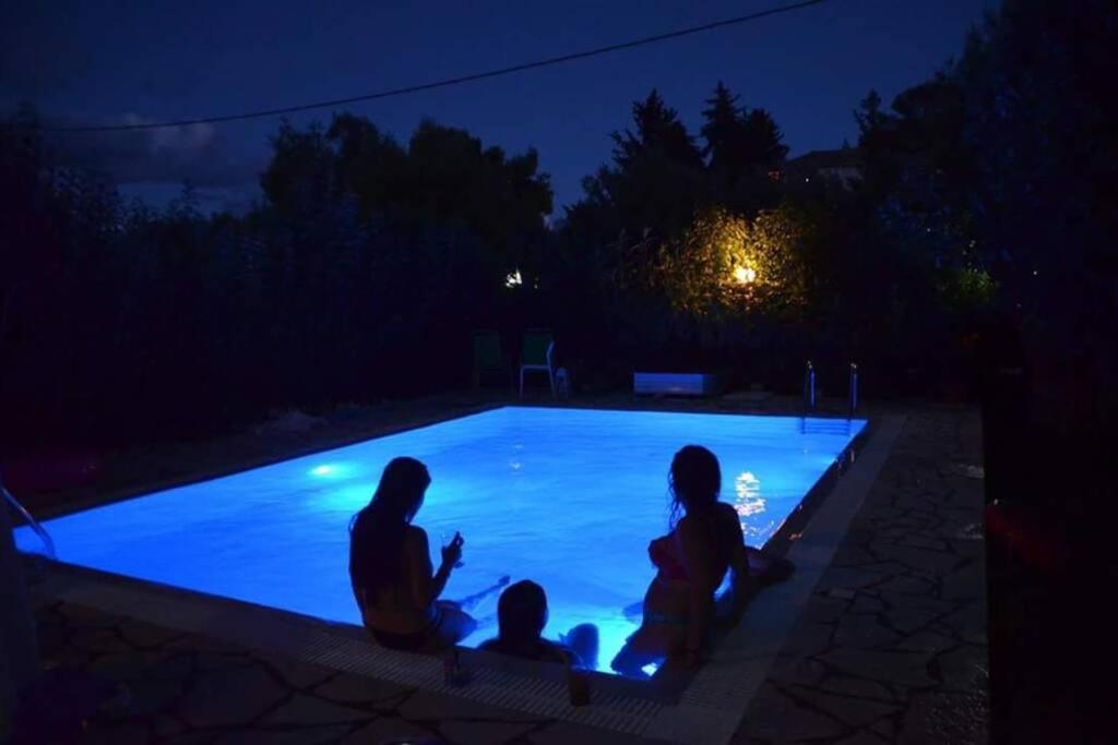 Villa Loula Lygia  Bagian luar foto