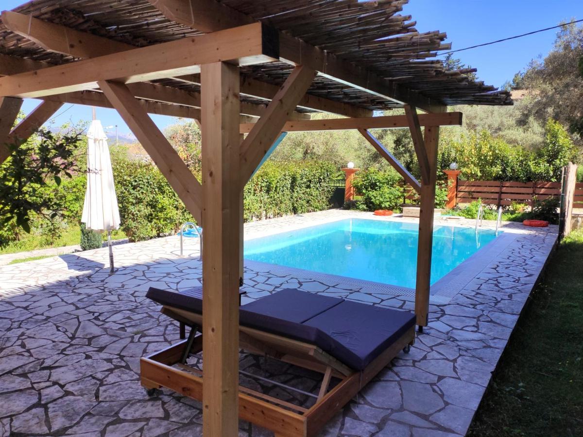 Villa Loula Lygia  Bagian luar foto